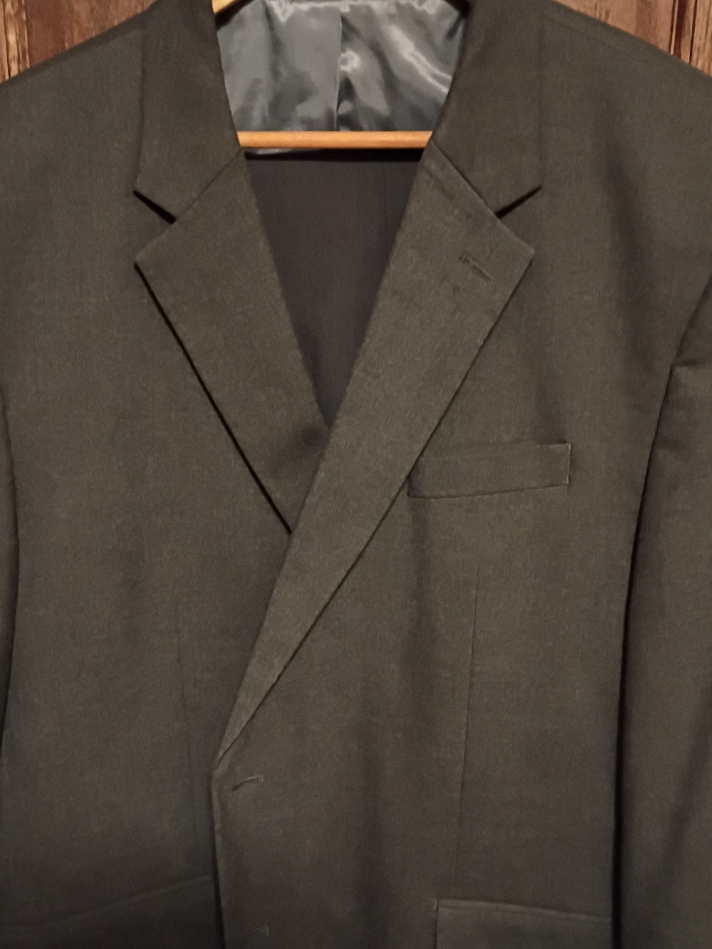 Classic Men's Dark Gray Two-Button Suit Jacket